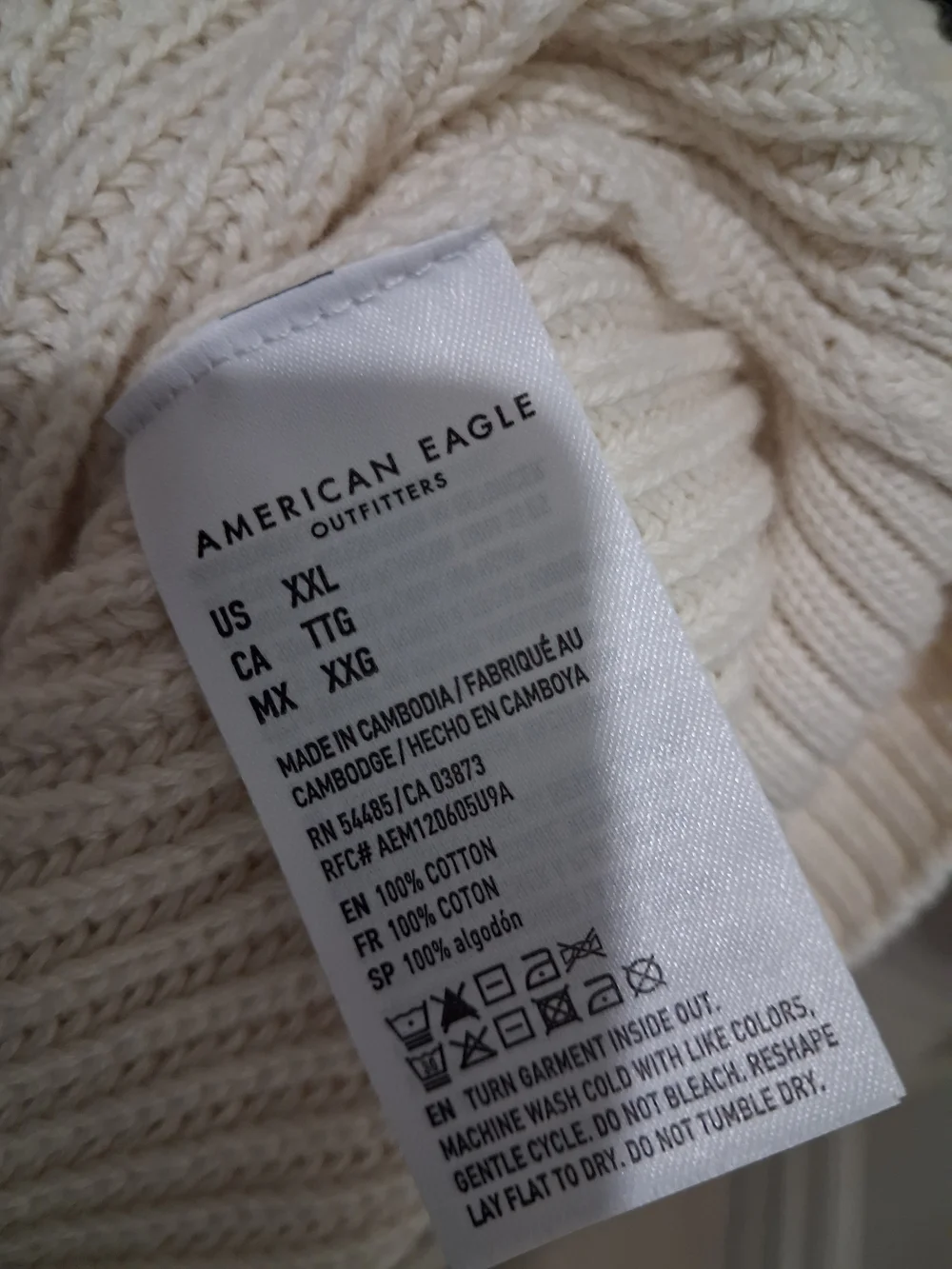 American Eagle Outfitters Crewneck Sweater in Cream